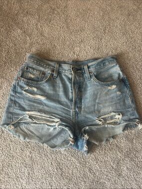 Levi’s 501 distressed Jean shorts